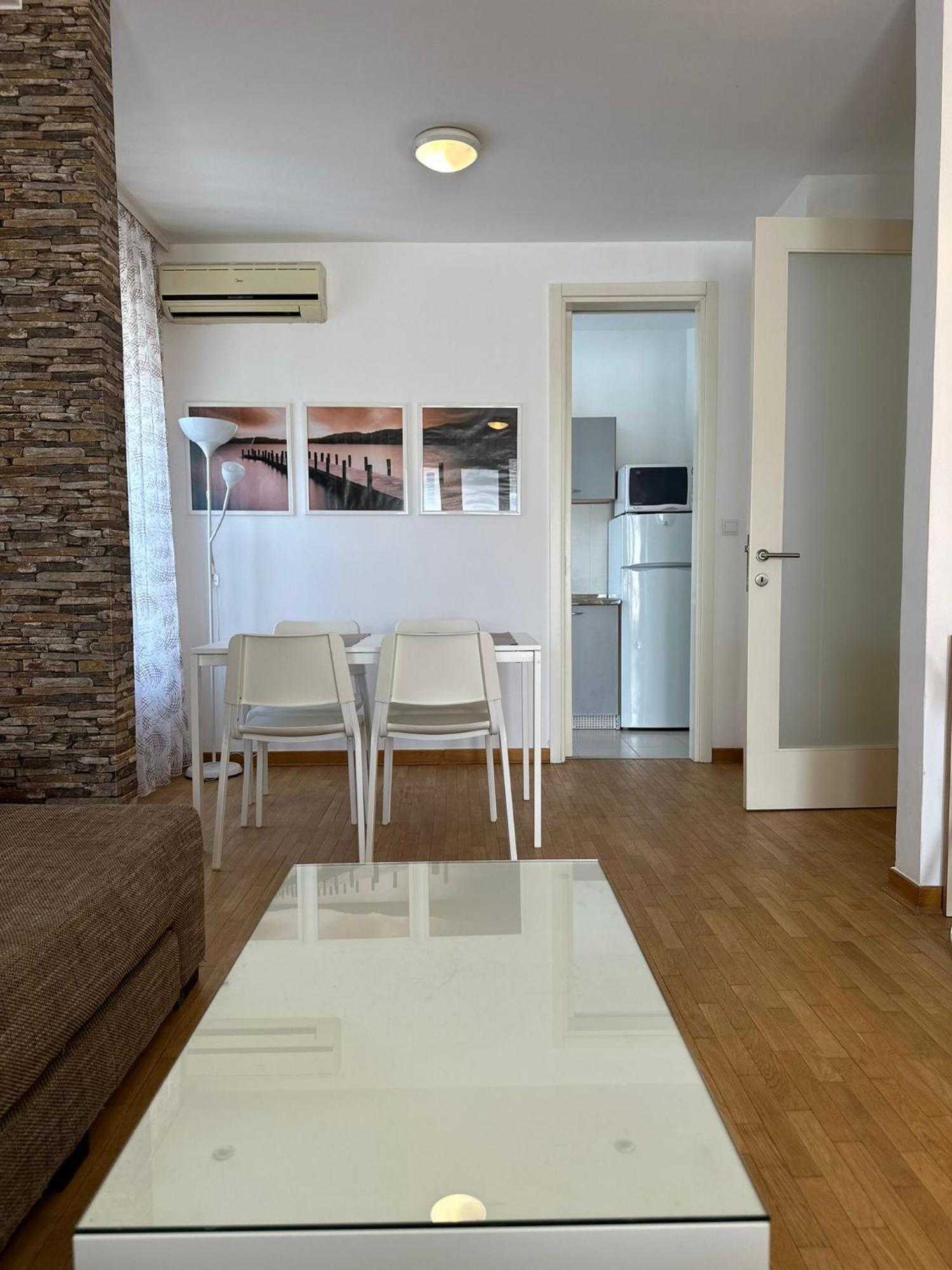 Nevena Belville Apartments Belgrado Kamer foto