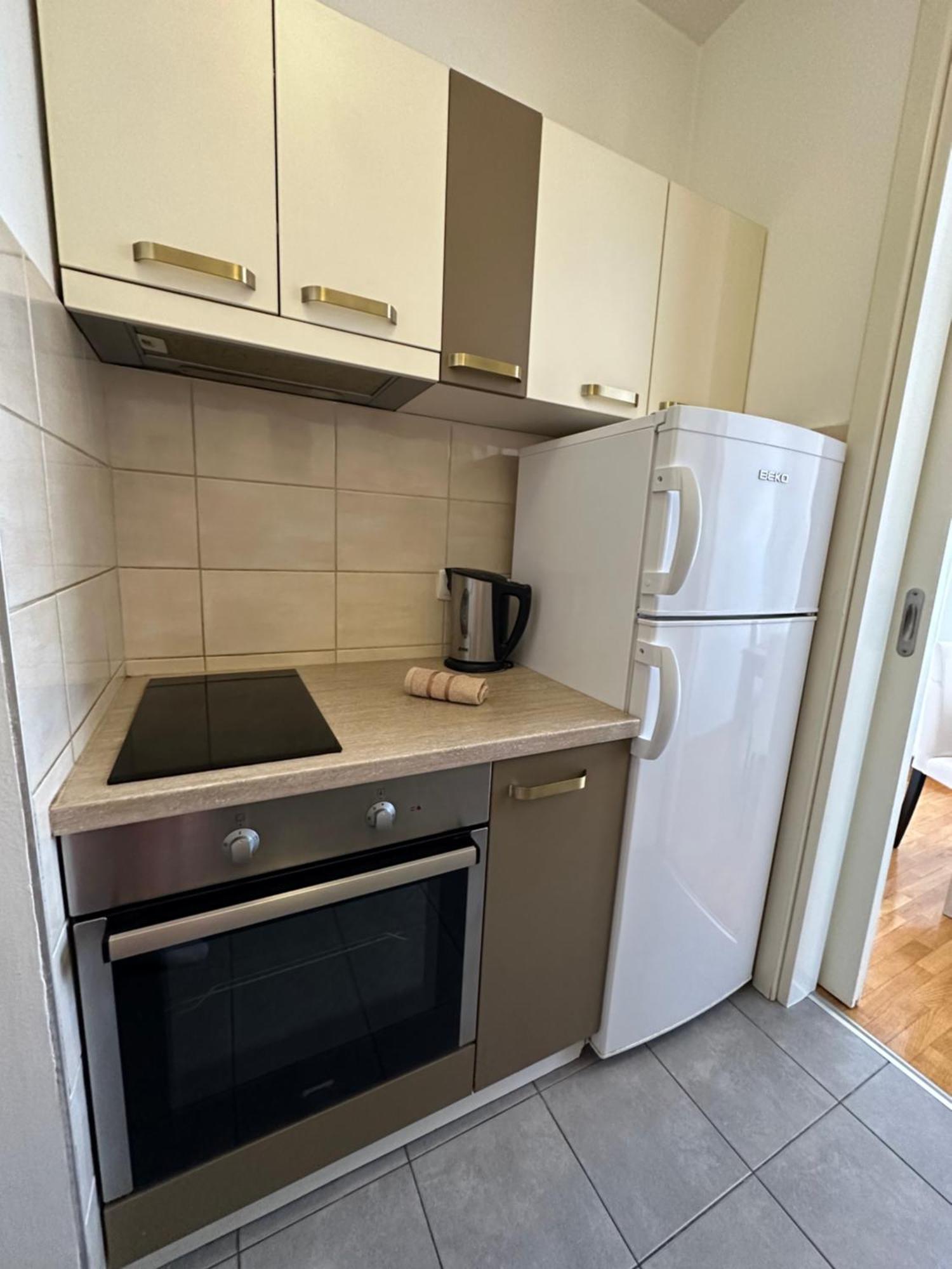 Nevena Belville Apartments Belgrado Kamer foto