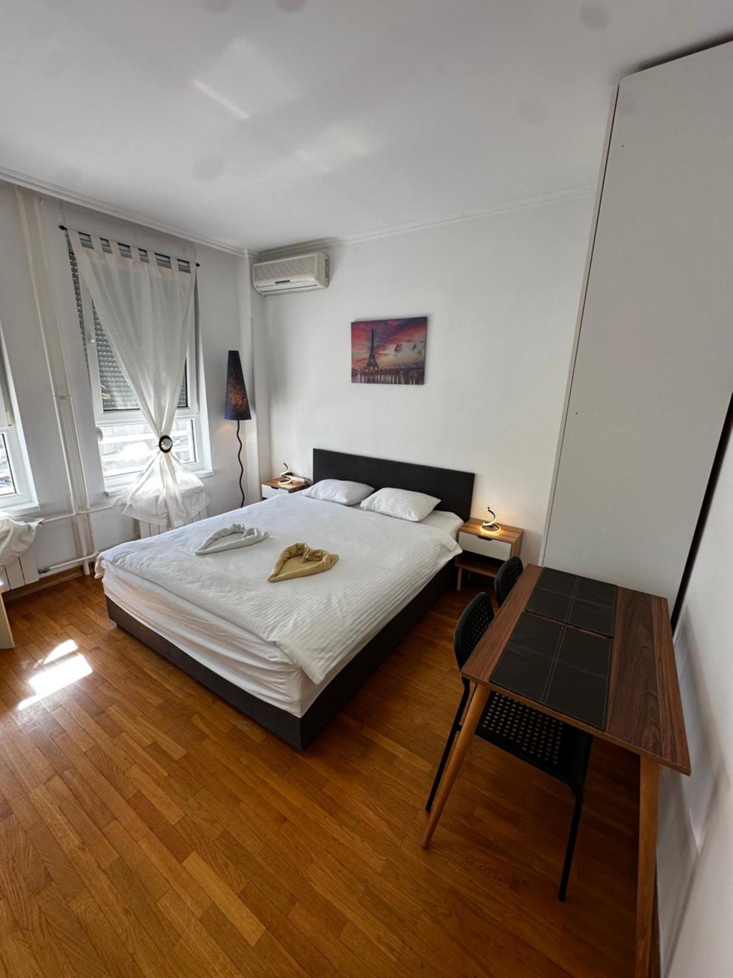 Nevena Belville Apartments Belgrado Kamer foto