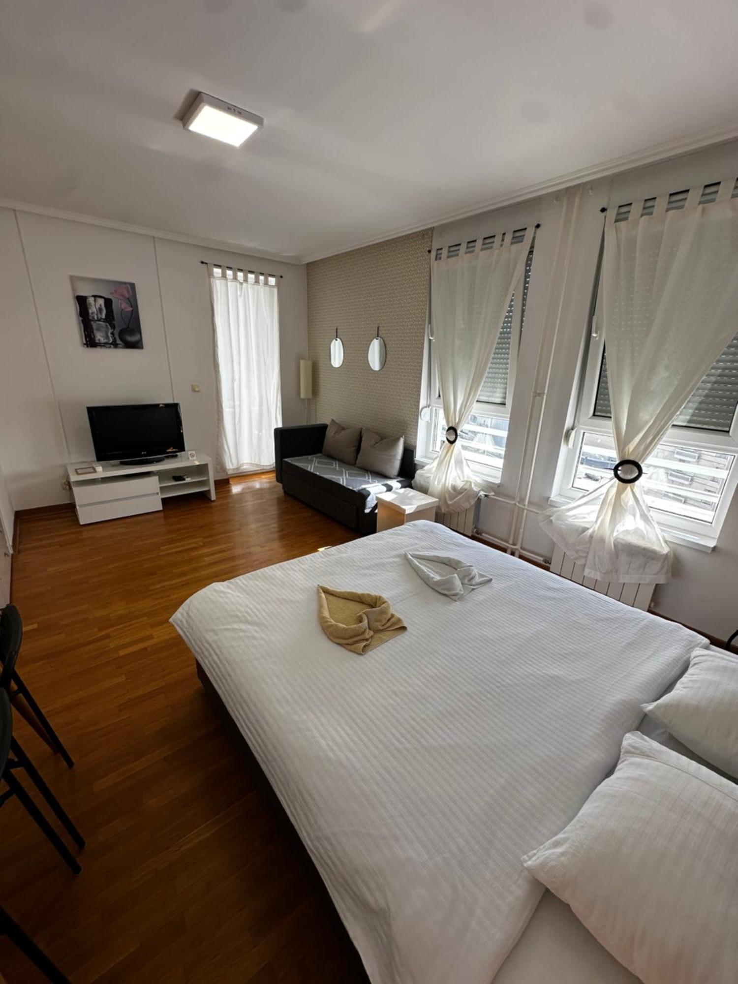 Nevena Belville Apartments Belgrado Kamer foto