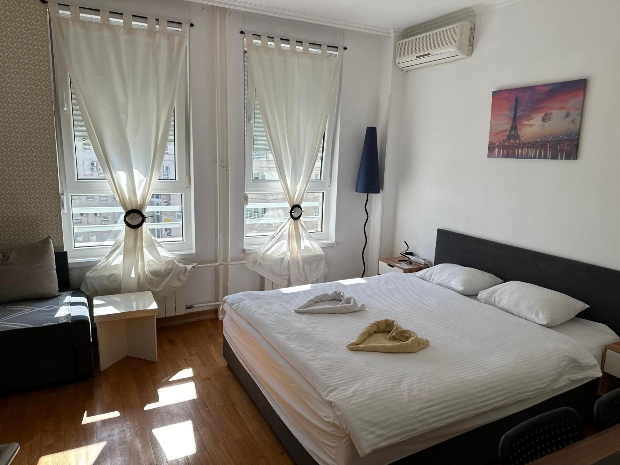 Nevena Belville Apartments Belgrado Kamer foto
